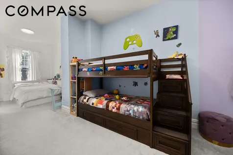 351 St Pauls Avenue New York City NY 10304