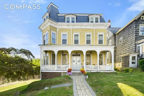 351 St Pauls Avenue New York City NY 10304