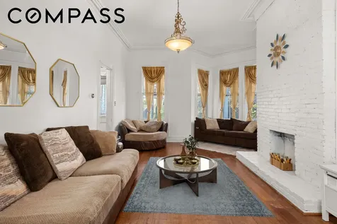 351 St Pauls Avenue New York City NY 10304