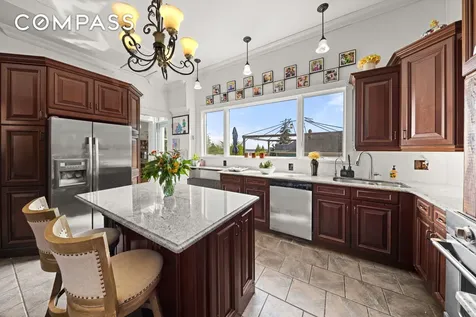 351 St Pauls Avenue New York City NY 10304