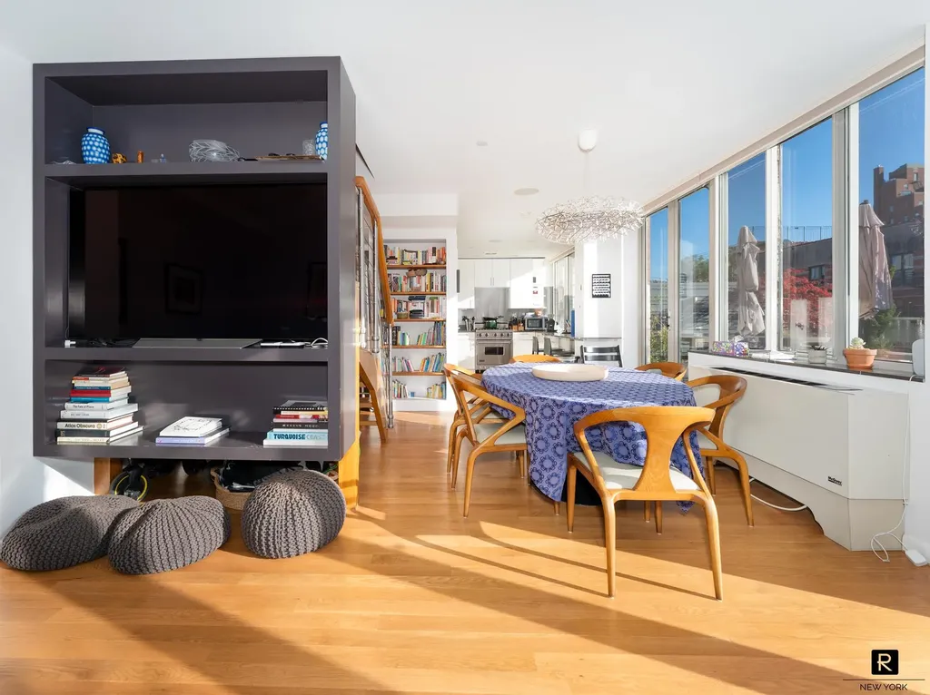 525 E 11th Street New York City NY 10009