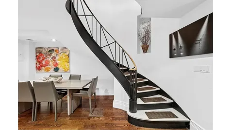 165 E 71st Street New York City NY 10021