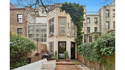 165 E 71st Street New York City NY 10021
