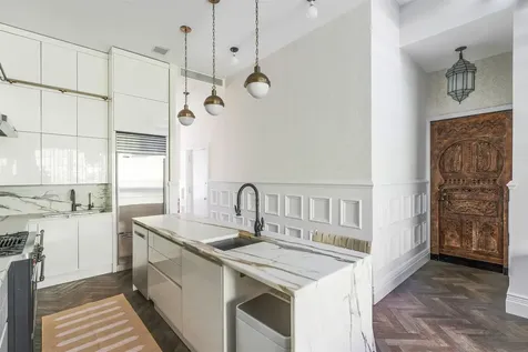 457 W 22nd Street New York City NY 10011