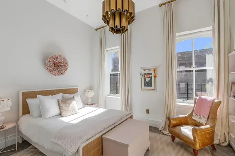 457 W 22nd Street New York City NY 10011