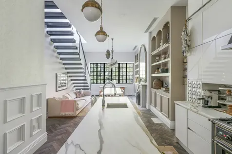 457 W 22nd Street New York City NY 10011