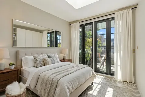 457 W 22nd Street New York City NY 10011
