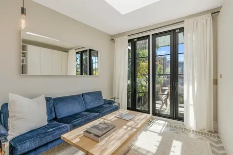 457 W 22nd Street New York City NY 10011