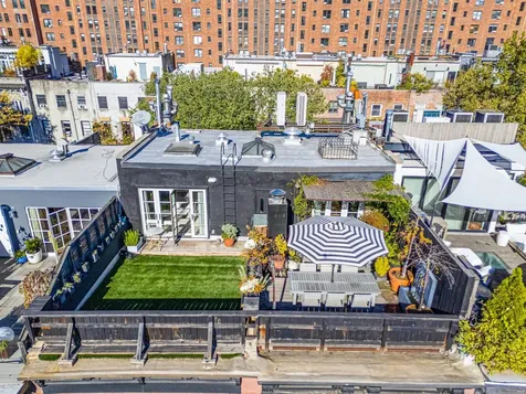457 W 22nd Street New York City NY 10011