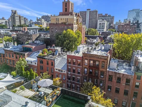 457 W 22nd Street New York City NY 10011