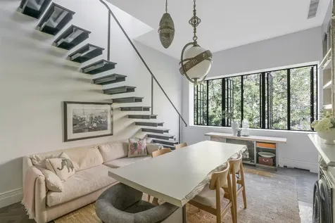 457 W 22nd Street New York City NY 10011