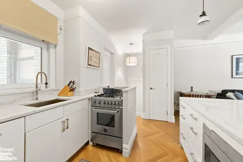 305 W 86th Street New York City NY 10024