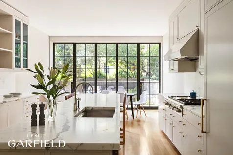 354 W 20th Street New York City NY 10011