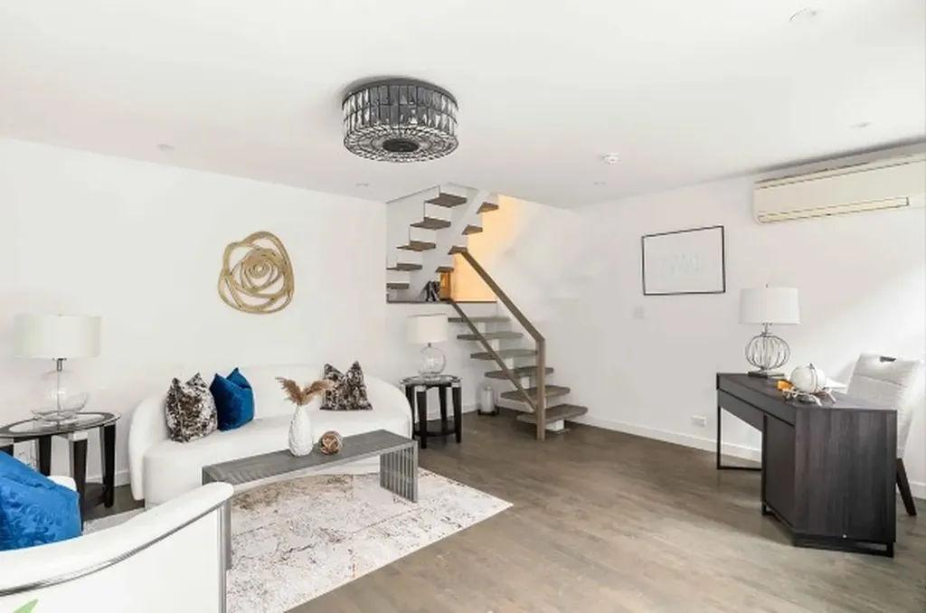 225 E 86th Street New York City NY 10028