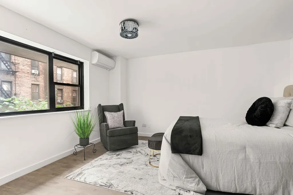 225 E 86th Street New York City NY 10028