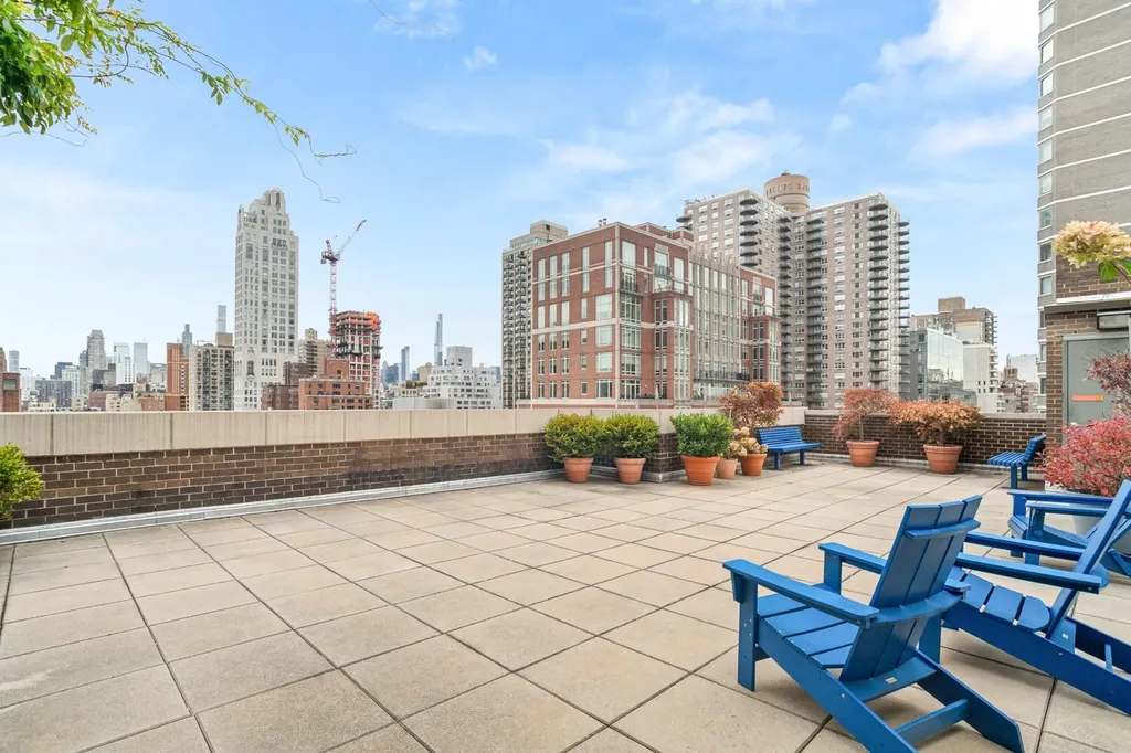 225 E 86th Street New York City NY 10028