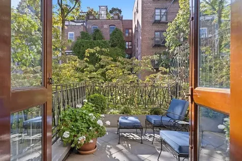 138 W 82nd Street New York City NY 10024