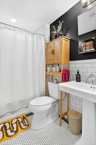 289 Putnam Avenue New York City NY 11216