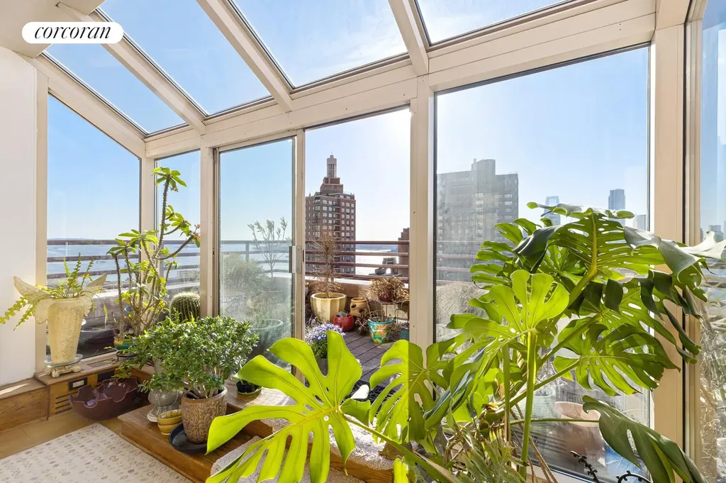 250 S End Avenue New York City NY 10280