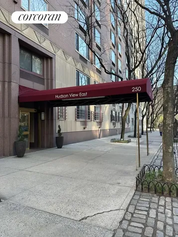 250 S End Avenue New York City NY 10280