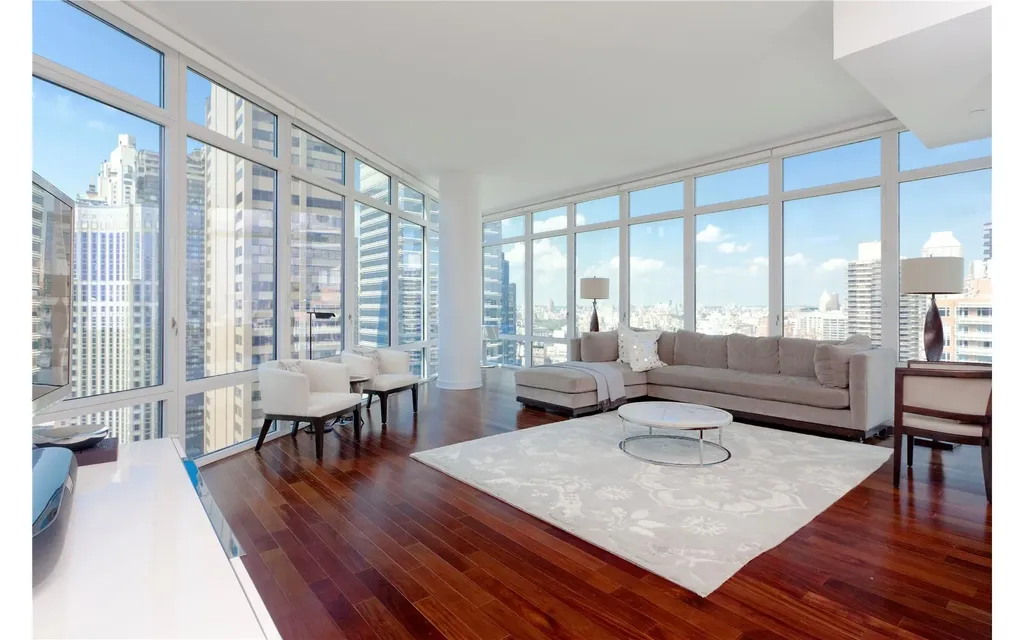 207 E 57th Street New York City NY 10022