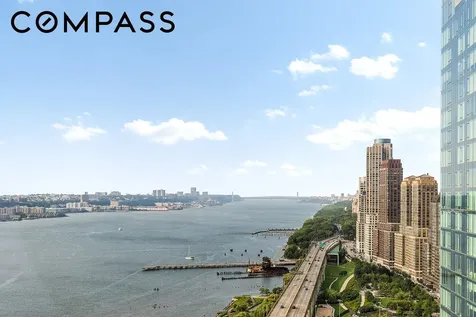 10 Riverside Boulevard New York City NY 10069