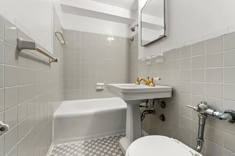 120 E 36th Street New York City NY 10016