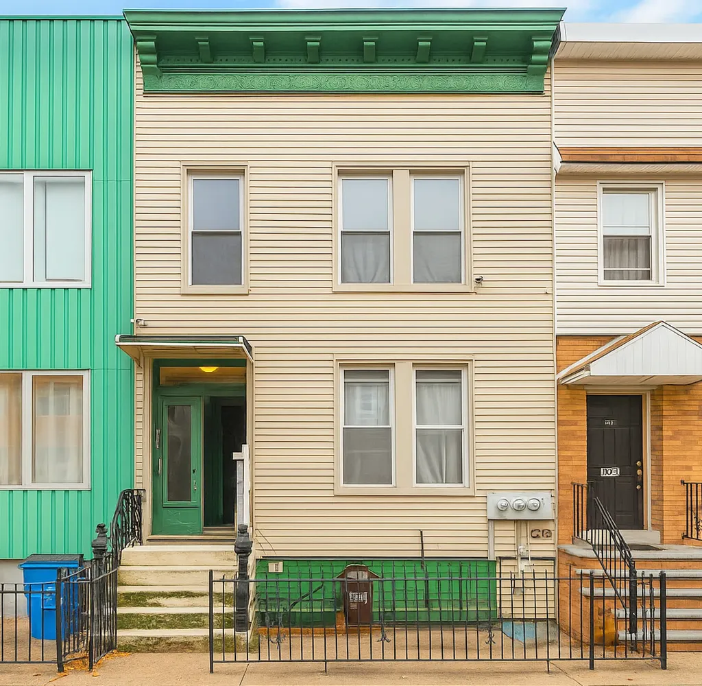 147 Diamond Street New York City NY 11222