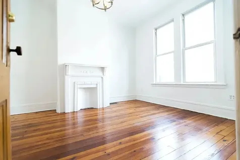 147 Diamond Street New York City NY 11222