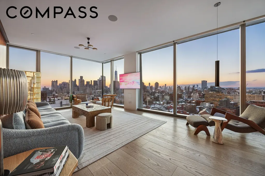 215 Chrystie Street New York City NY 10002