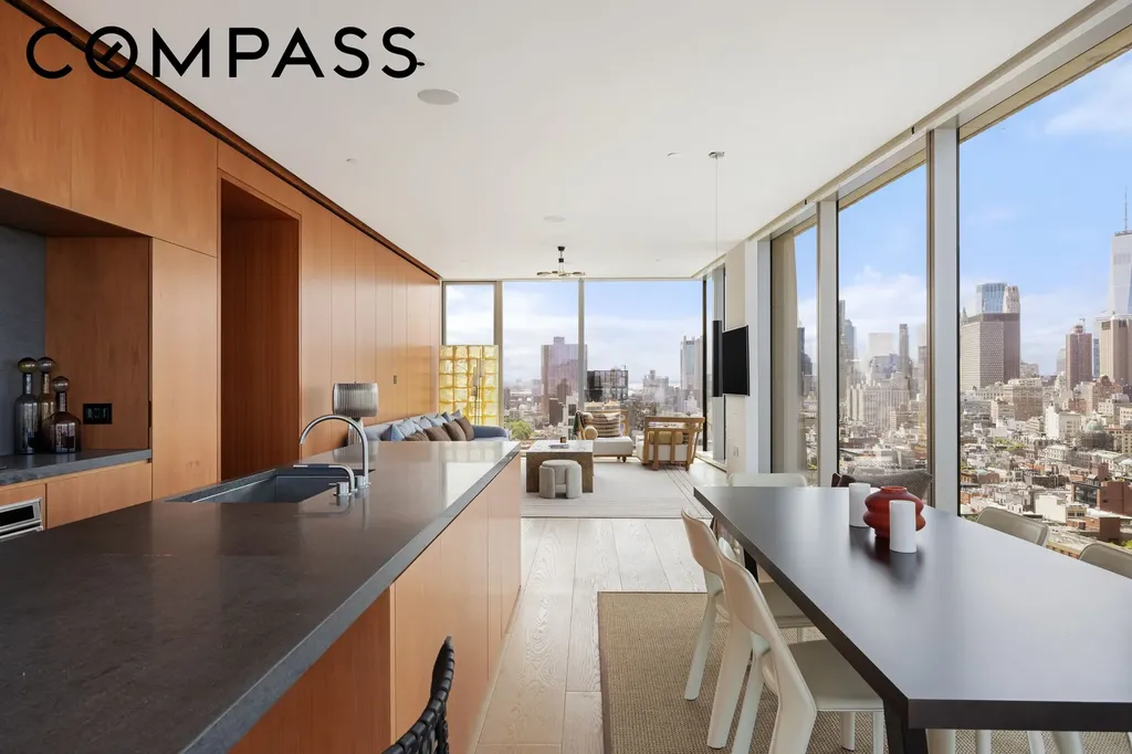215 Chrystie Street New York City NY 10002