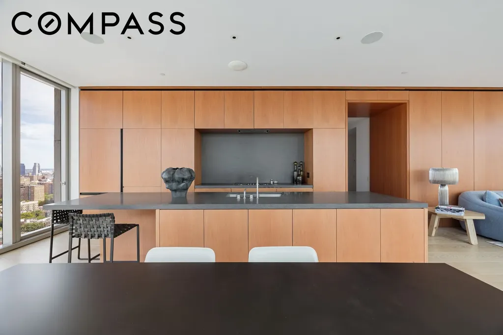 215 Chrystie Street New York City NY 10002