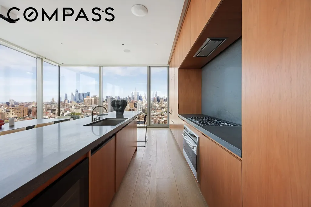 215 Chrystie Street New York City NY 10002