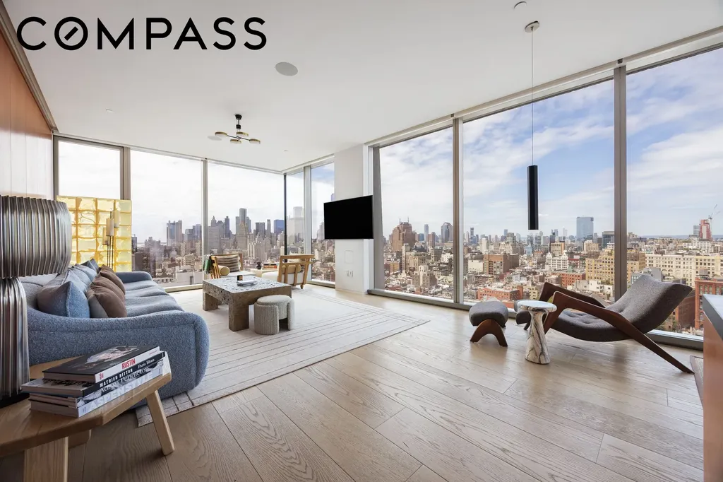 215 Chrystie Street New York City NY 10002