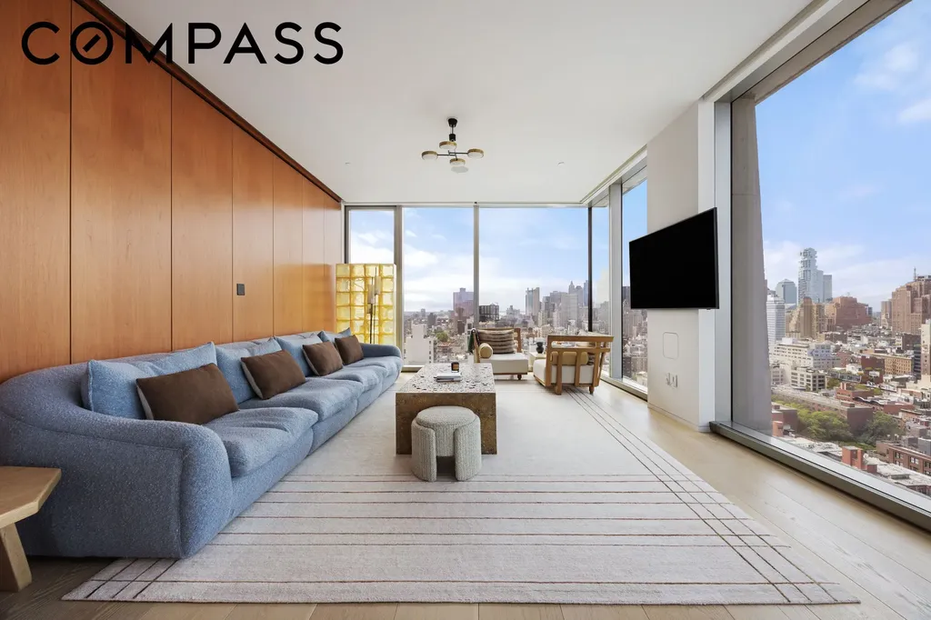 215 Chrystie Street New York City NY 10002