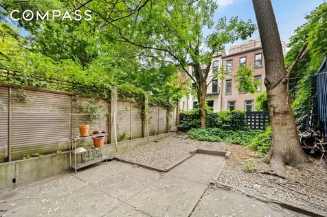 179 E 94th Street New York City NY 10128