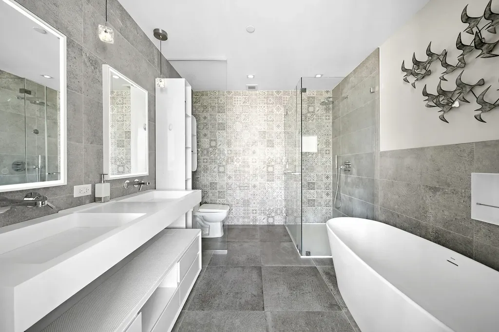 302 E 96th Street New York City NY 10128