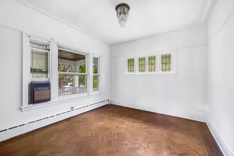 209 Argyle Road New York City NY 11218