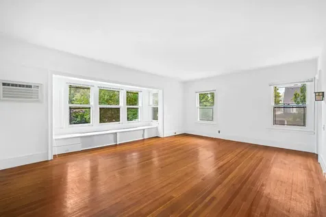 209 Argyle Road New York City NY 11218