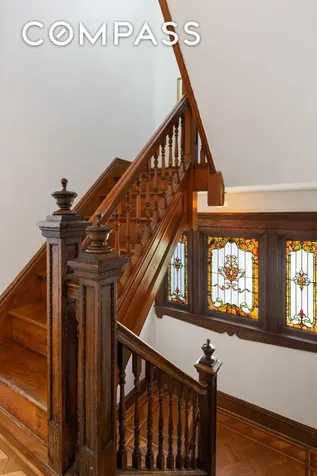 685 E 22nd Street New York City NY 11210