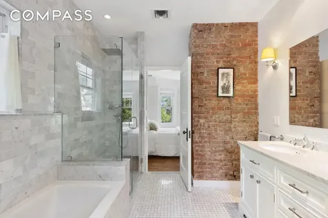 685 E 22nd Street New York City NY 11210