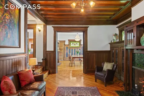 685 E 22nd Street New York City NY 11210