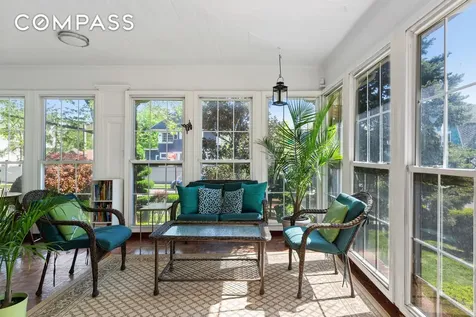 685 E 22nd Street New York City NY 11210
