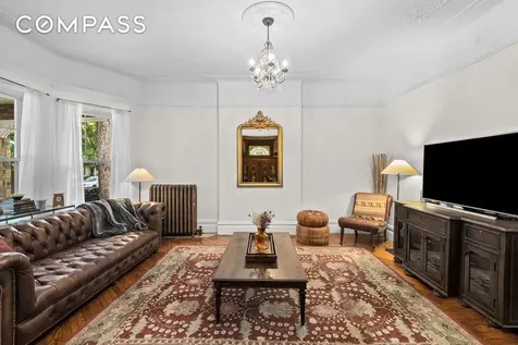 685 E 22nd Street New York City NY 11210