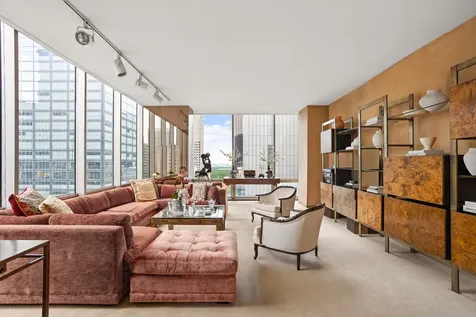 641 5TH Avenue New York City NY 10022