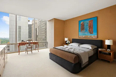 641 5th Avenue New York City NY 10022