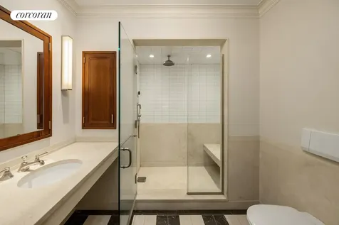4 E 73rd Street New York City NY 10021