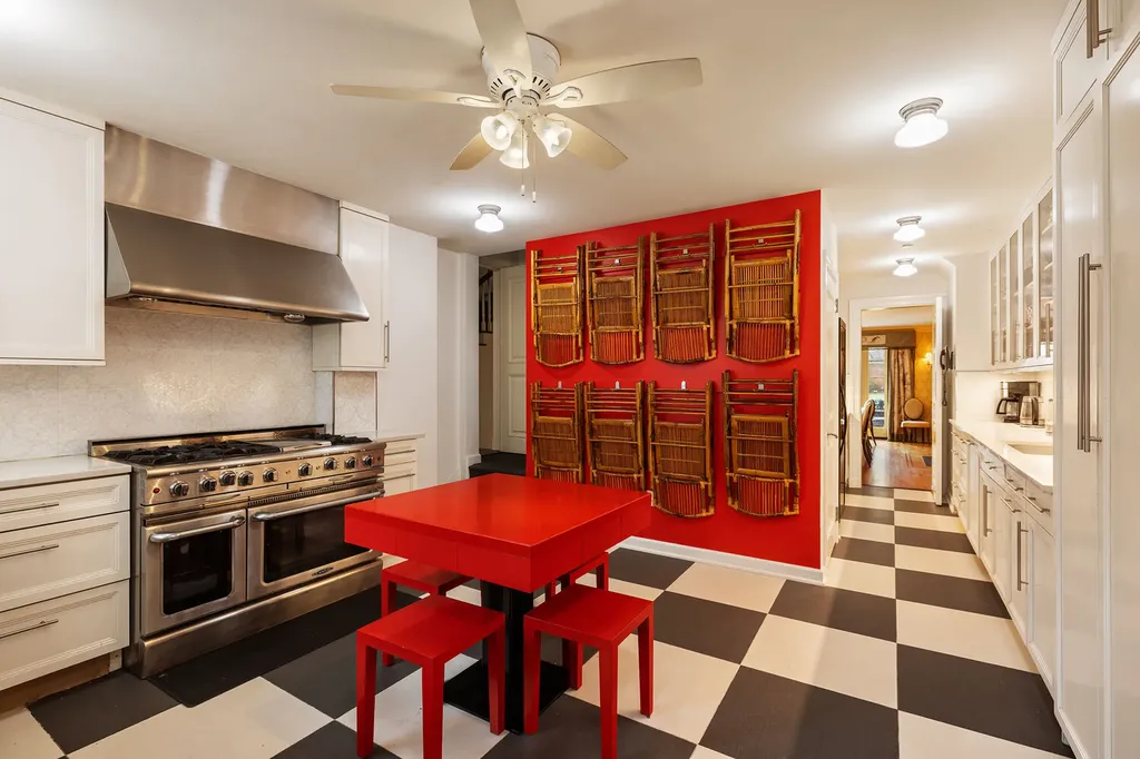 6 Sutton Square New York City NY 10022