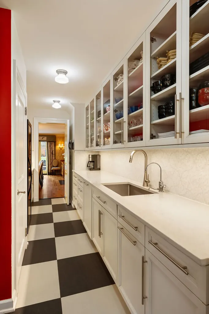 6 Sutton Square New York City NY 10022