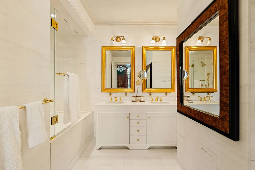 6 Sutton Square New York City NY 10022